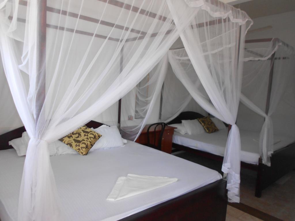 Wijenayake'S - Beach Haven Guest House - Galle Fort Ruang foto
