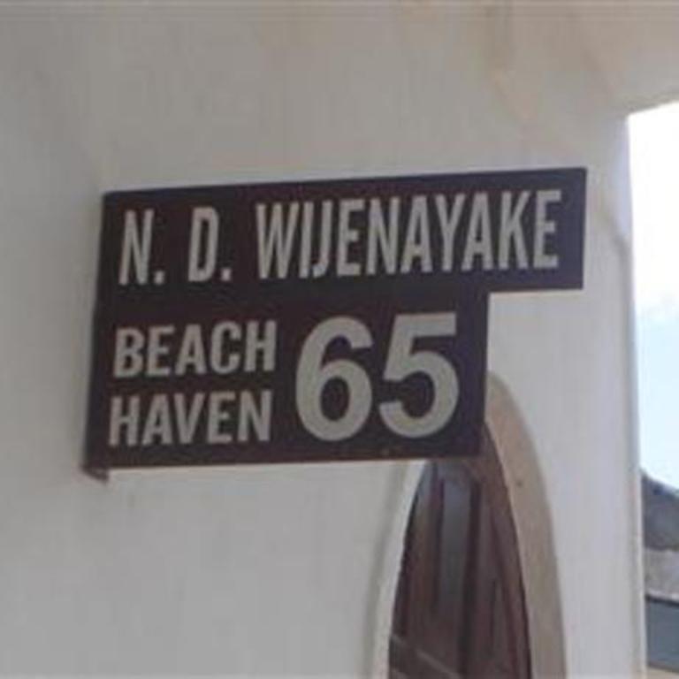 Wijenayake'S - Beach Haven Guest House - Galle Fort Bagian luar foto
