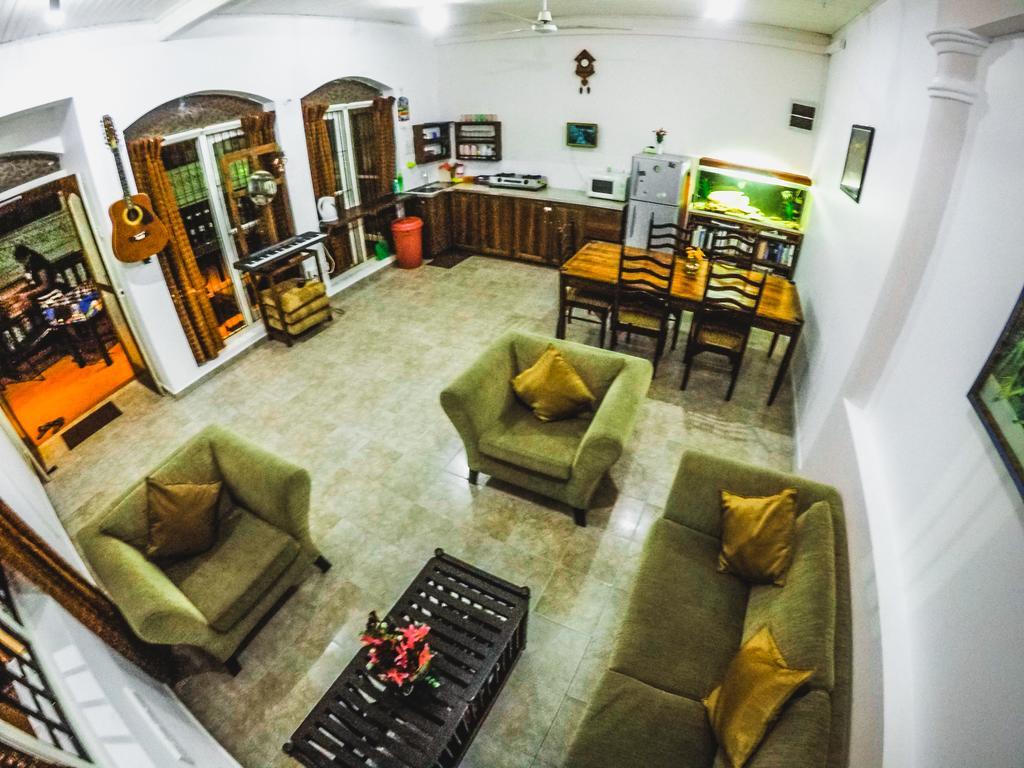 Wijenayake'S - Beach Haven Guest House - Galle Fort Bagian luar foto