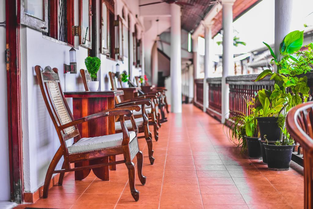 Wijenayake'S - Beach Haven Guest House - Galle Fort Bagian luar foto