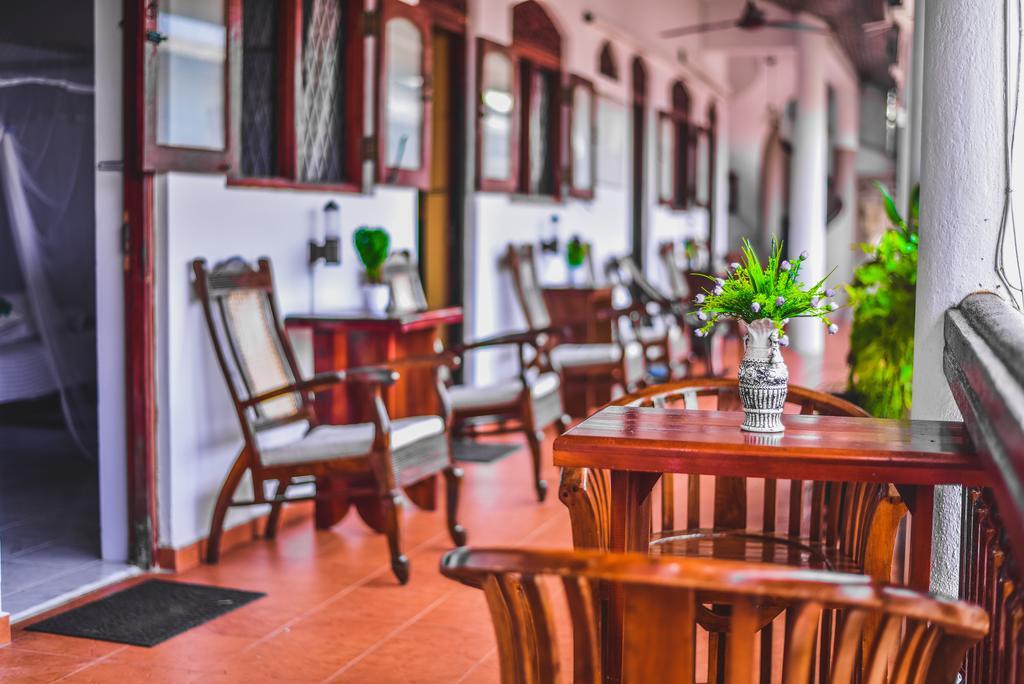 Wijenayake'S - Beach Haven Guest House - Galle Fort Bagian luar foto