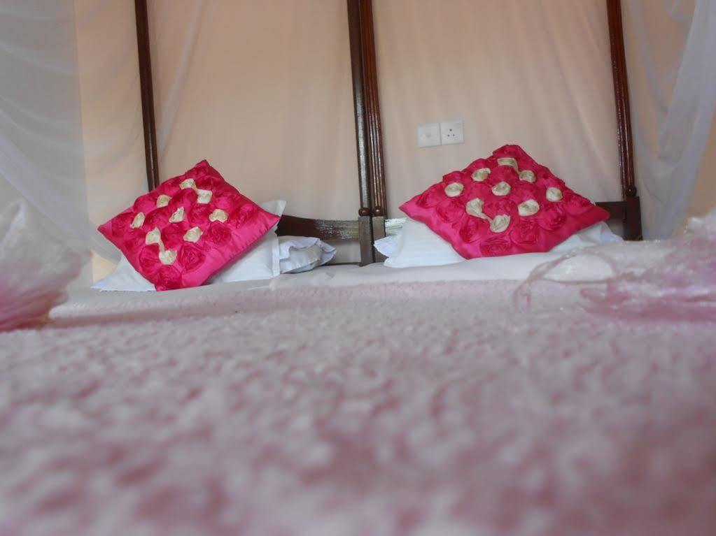 Wijenayake'S - Beach Haven Guest House - Galle Fort Bagian luar foto